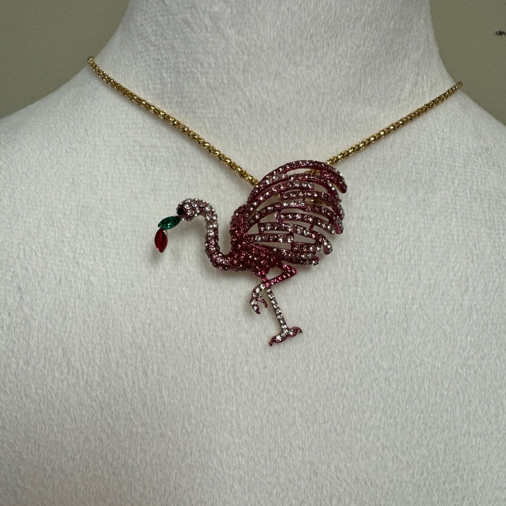 Betsy Johnson Elegant Pink Flamingo Pendant/Pin Necklace - Picture 4 of 8